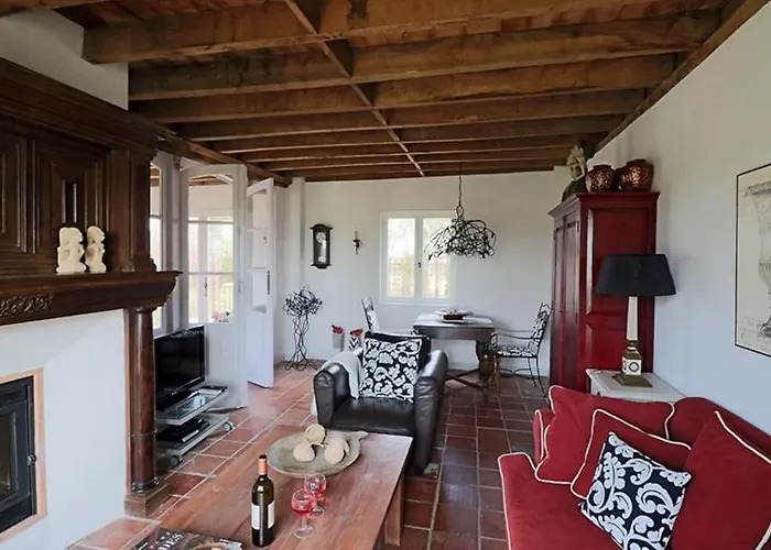 Magnifique De Campagne Hébergement de vacances Panjas