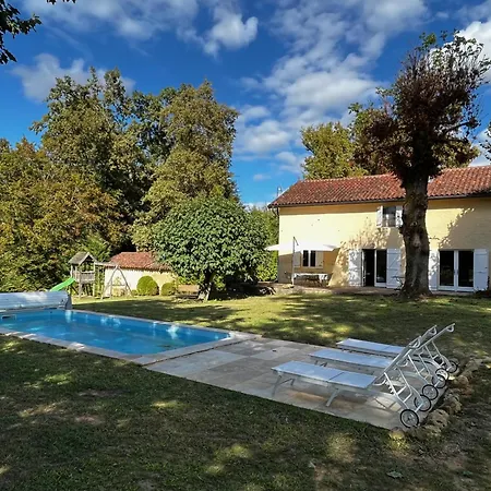 Hébergement de vacances Magnifique De Campagne Panjas